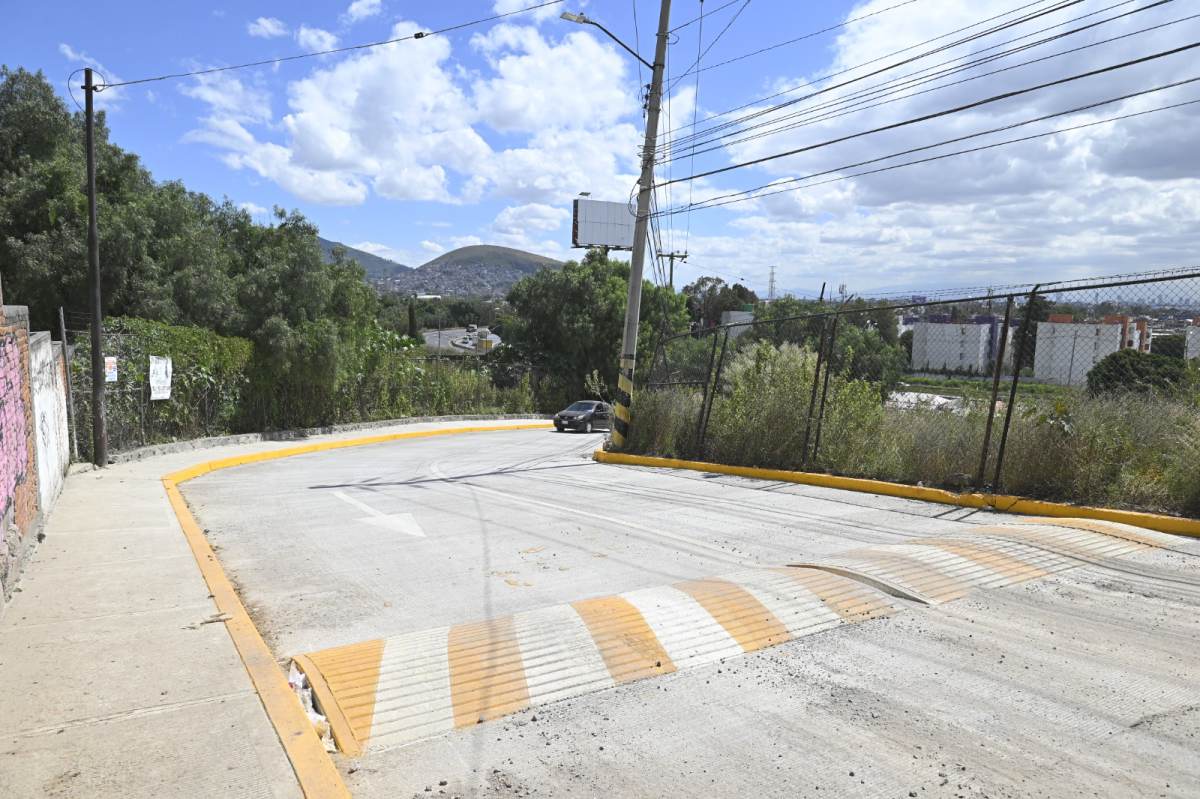 ENTREGAN REHABILITACIÓN INTEGRAL DE CALLE SOMASCA EN TLALNEPANTLA